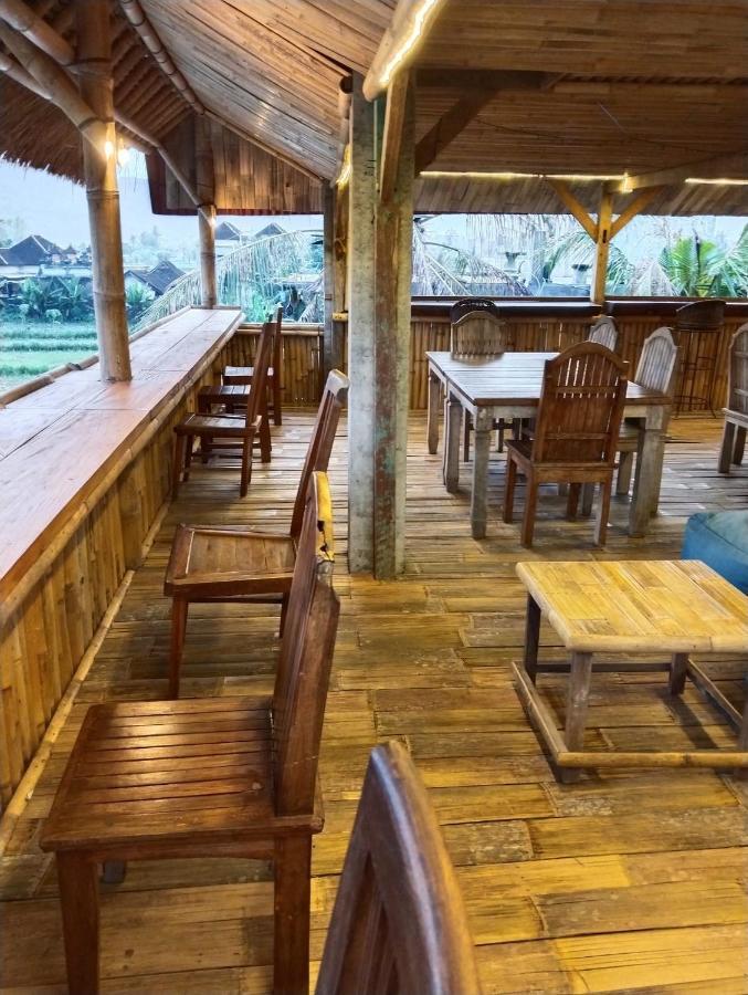 Amed Stop Inn Homestay, Rooftop Restaurant And Bar Exterior foto